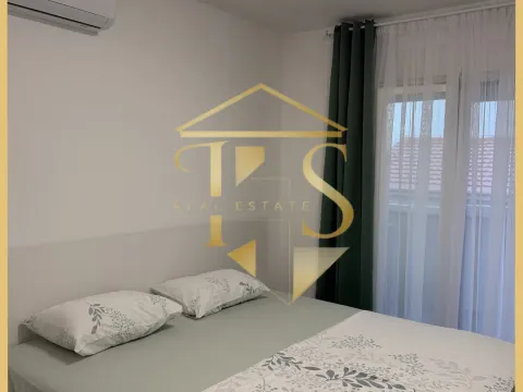 Izdavanje, trosoban stan, 100m², Mažina, Tivat - image 6