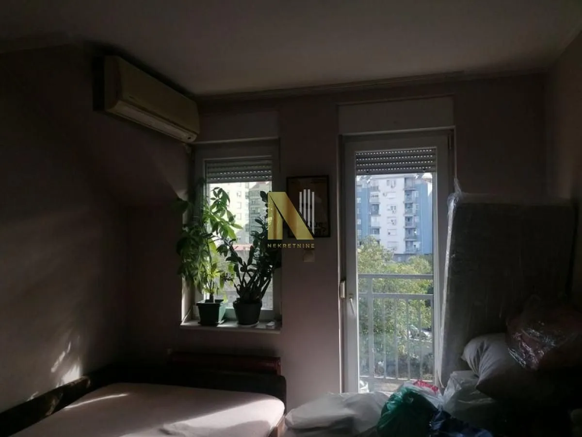 Prodaja, četvorosoban stan, 86m², Grbavica, Novi Sad Sve Podlokacije
