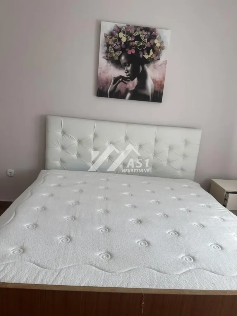 Izdavanje, kuća, 150m², Ruma, Srbija