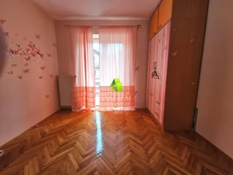 Prodaja, kuća, 273m², Palilula, Niš - image 8