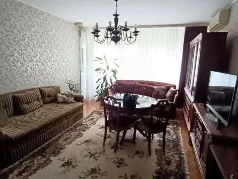 Stan in Novi Beograd Blok 38