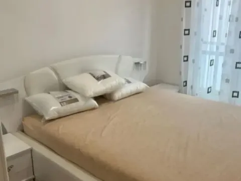 Izdavanje, dvosoban stan, 64m², City Kvart, Podgorica - image 7