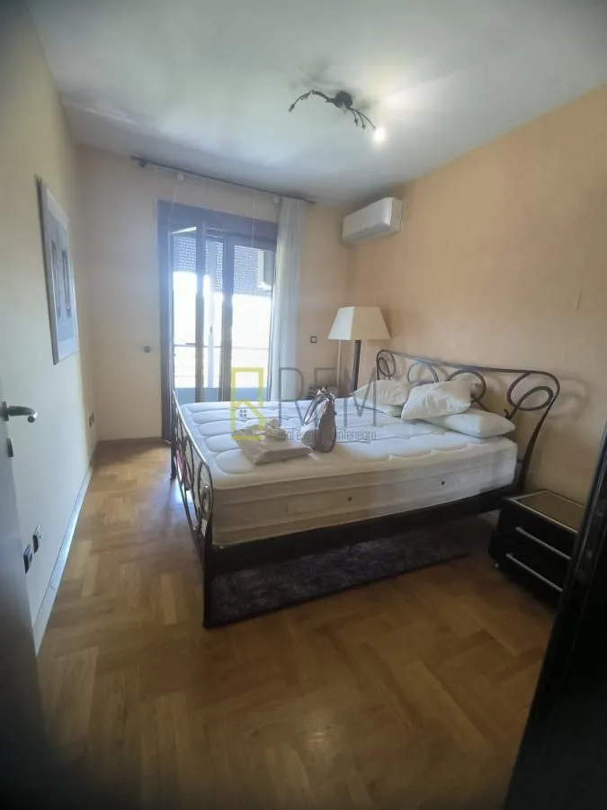 Prodaja, dvosoban stan, 82m², Preko Morače, Podgorica
