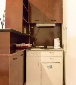 Izdavanje, poslovni prostor, 260m², Ledine, Beograd - image 6