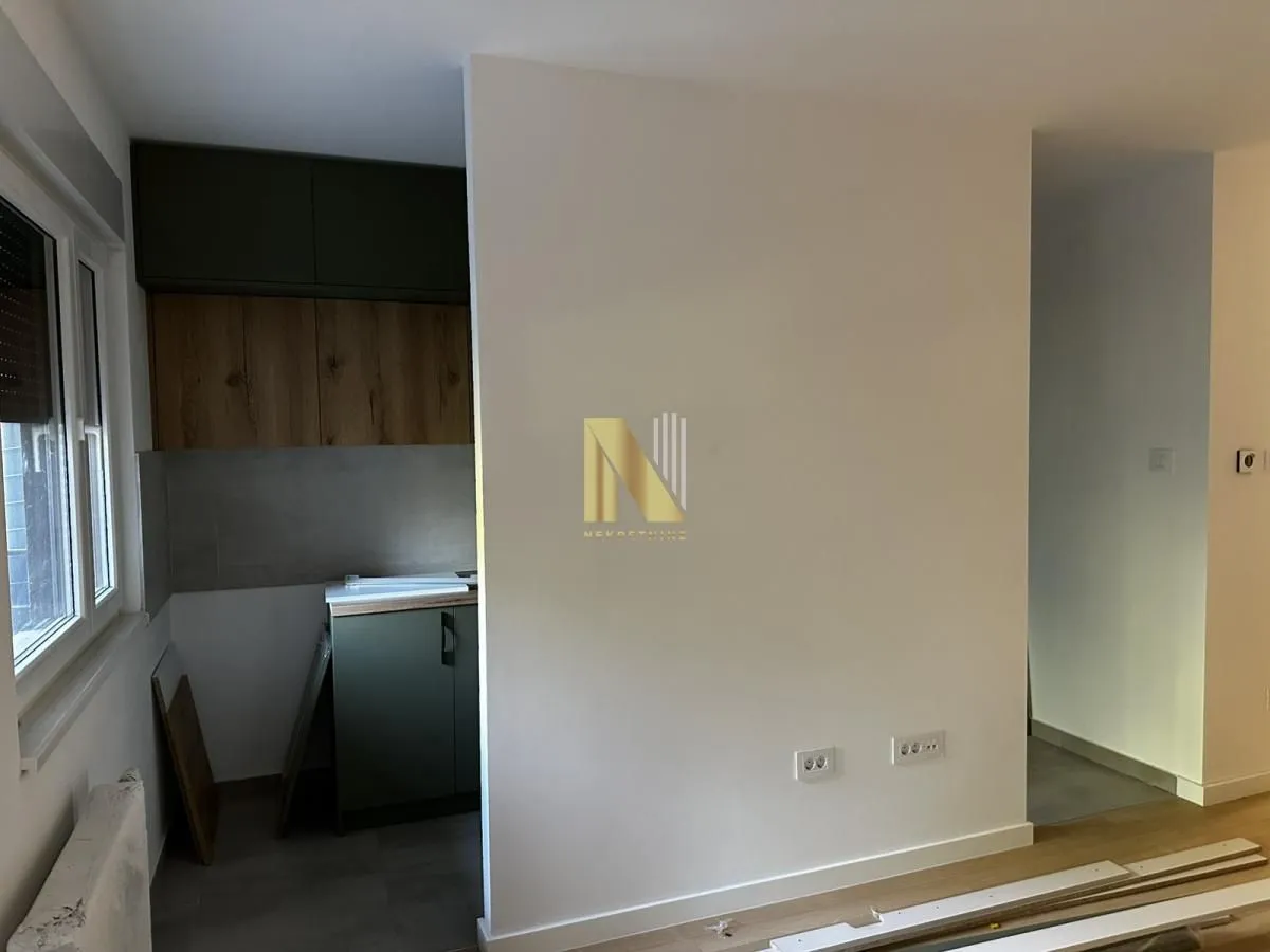Rent, office space, 67m², Novo naselje, Novi Sad