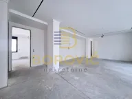 Prodaja, četvorosoban stan, 183m², Vračar Hram, Vračar Sve Podlokacije - image 10