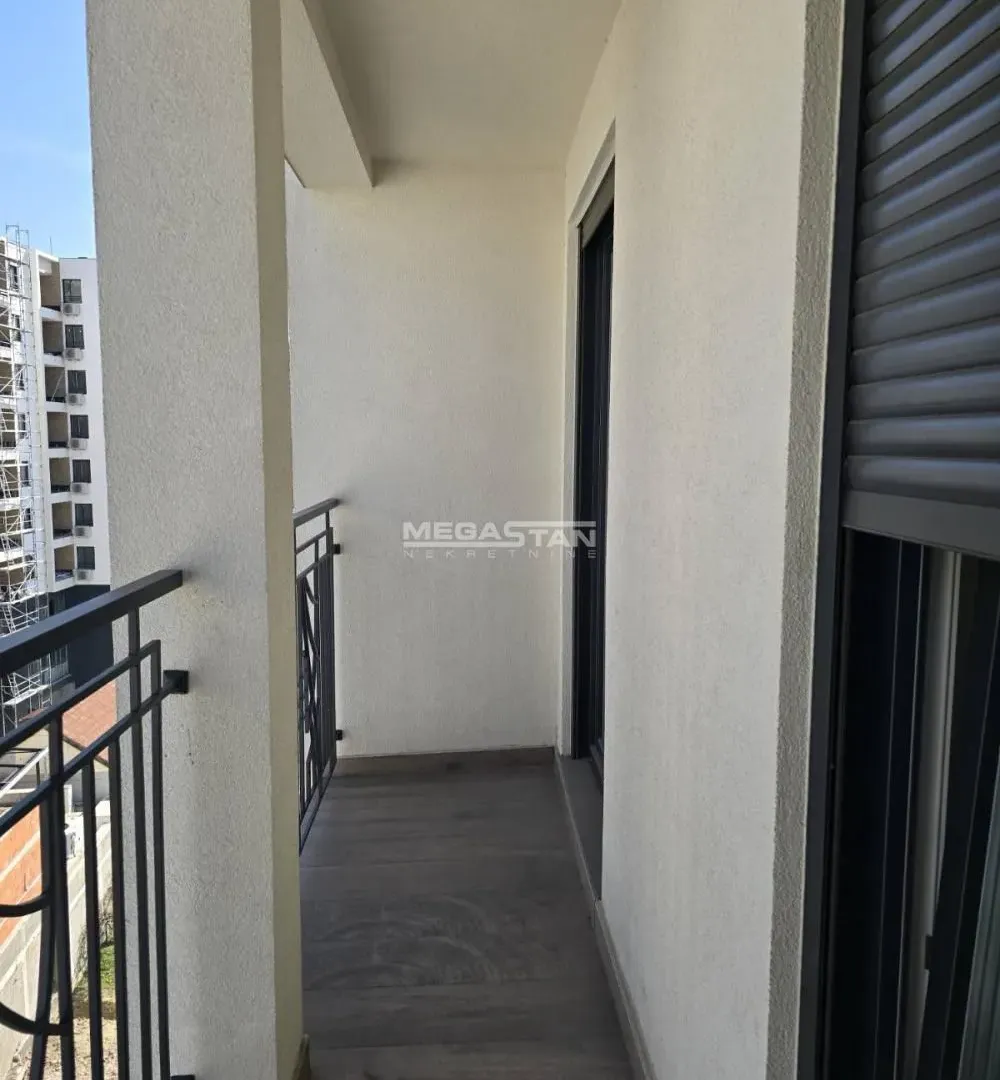 Prodaja, četvorosoban stan, 142m², Šumice, Beograd