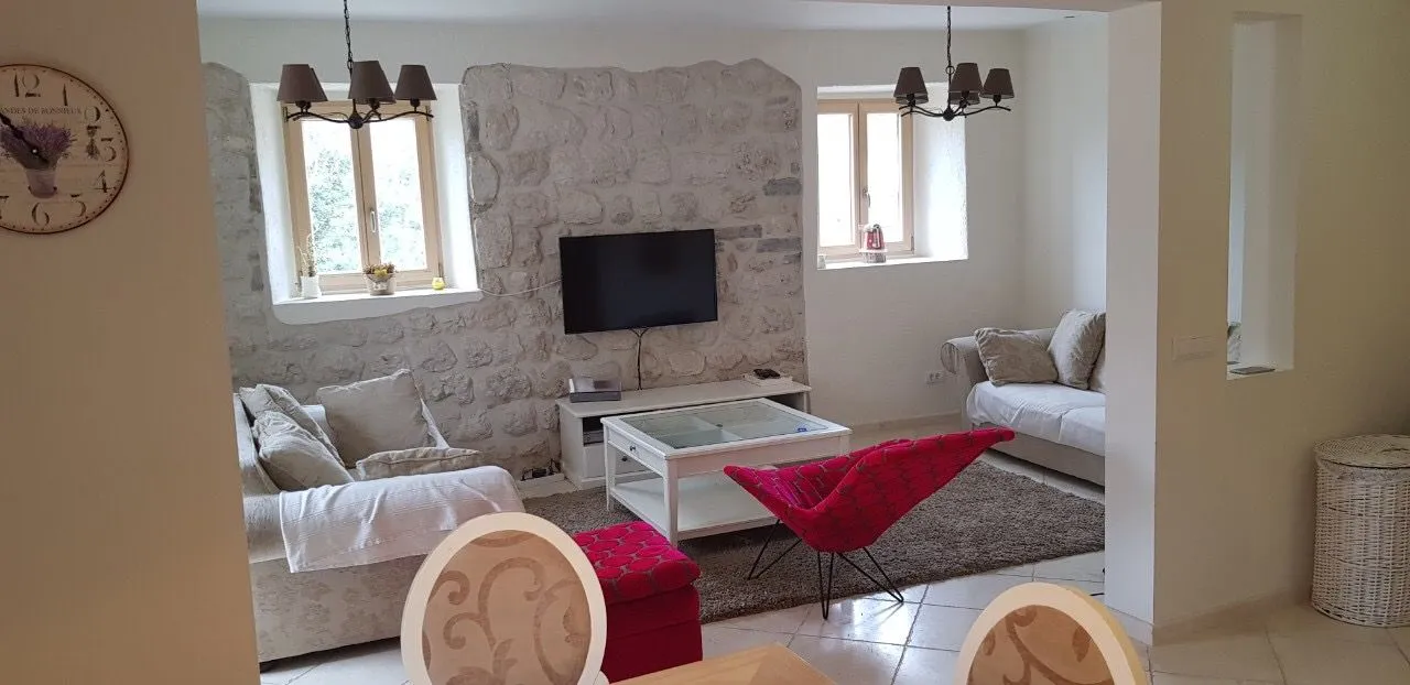 Sale, apartment, 87m², Dobrota, Kotor