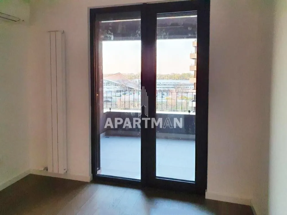 Rent, four bedroom apartment, 125m², Stari Grad, Beograd