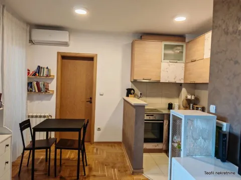 Sale, one bedroom apartment, 34m², Severni Bulevar, Zvezdara Sve Podlokacije - image 4