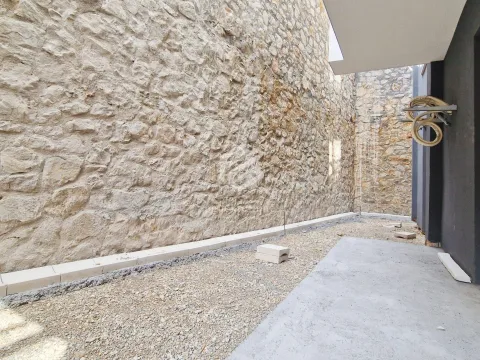 Sale, two bedroom apartment, 47m², Gorica C, Podgorica - image 11