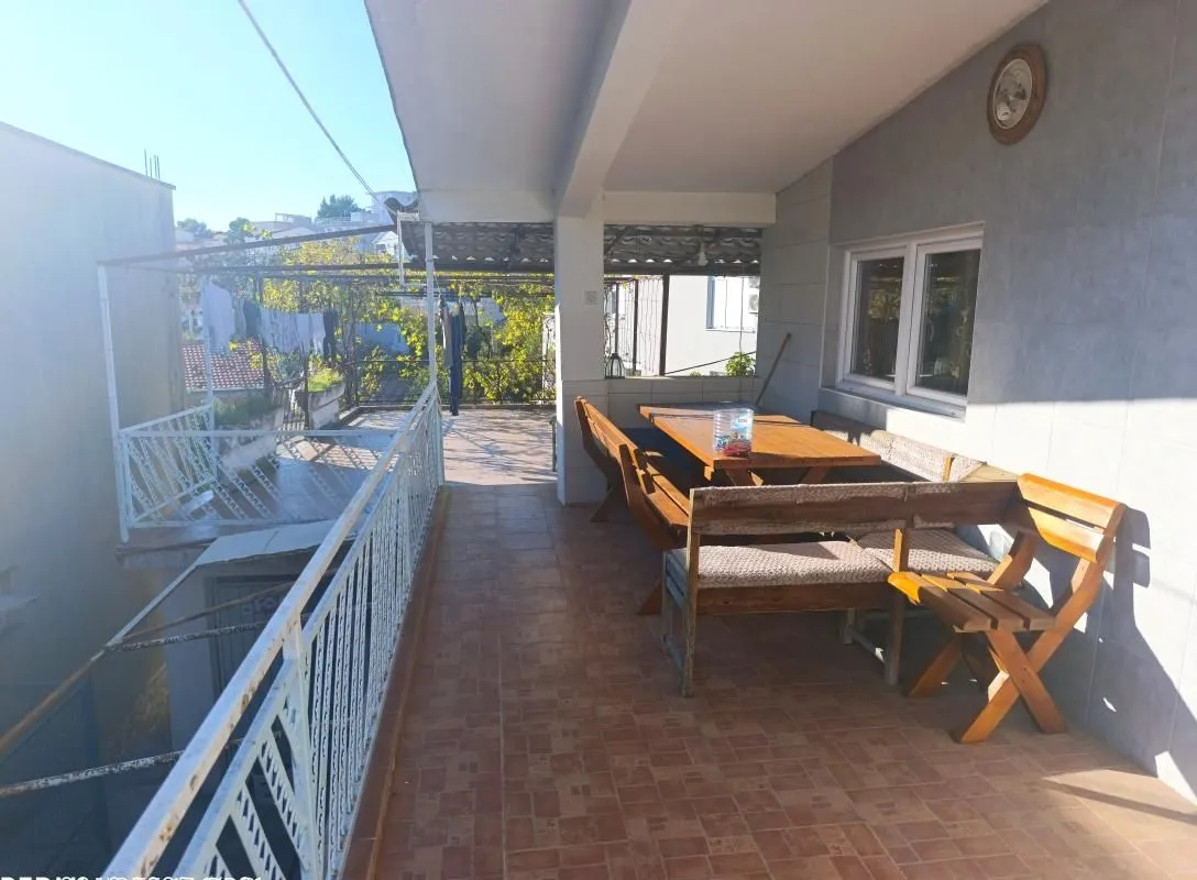 Sale, house, 215m², Šušanj, Bar