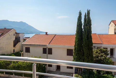 Rent, two bedroom apartment, 57m², Bečići, Budva - image 5
