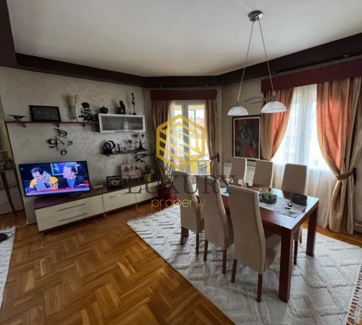 Prodaja, trosoban stan, 109m², Preko Morače, Podgorica