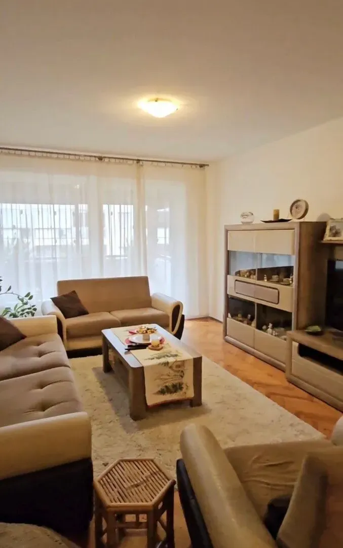 Sale, three bedroom apartment, 94m², Centar, Podgorica