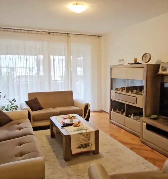 Sale, three bedroom apartment, 94m², Centar, Podgorica