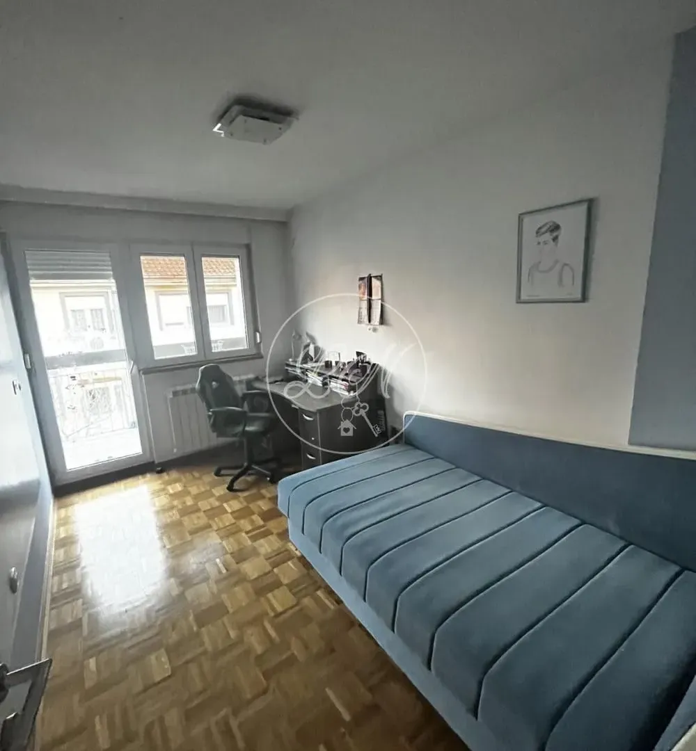 Prodaja, stan, 139m², Batajnica, Beograd
