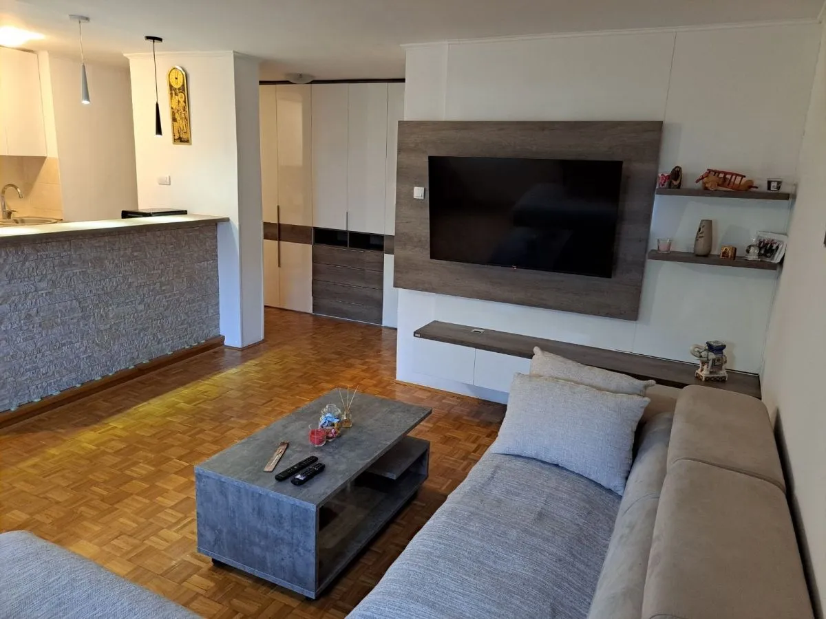 Prodaja, dvosoban stan, 53m², Podbara, Novi Sad Sve Podlokacije