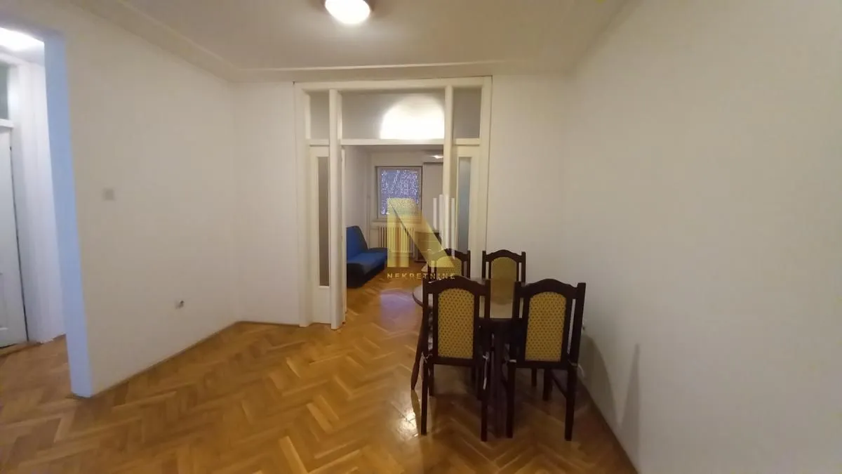 Izdavanje, dvosoban stan, 63m², Centar, Novi Sad