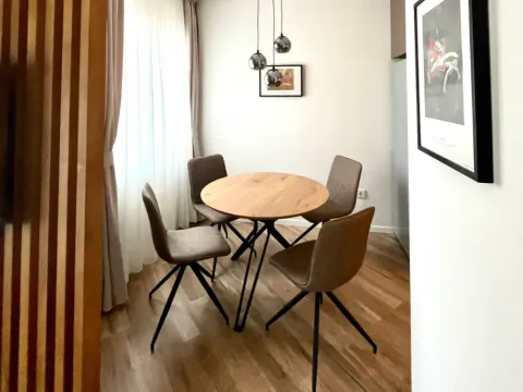 Rent, two bedroom apartment, 60m², Mažina, Tivat - image 11