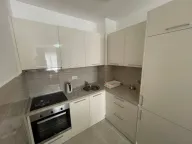 Rent, one bedroom apartment, 40m², Budva, Crna Gora - image 2