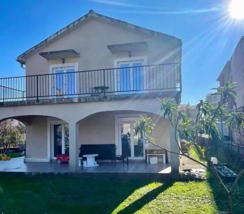 Sale, house, 175m², Lastva Grbaljska, Kotor