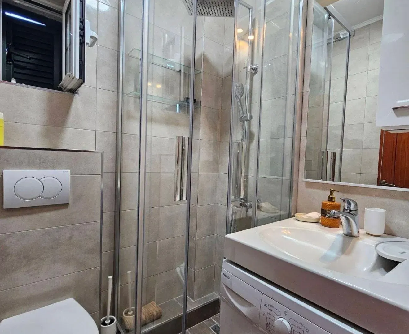 Rent, one bedroom apartment, 37m², Centar, Budva