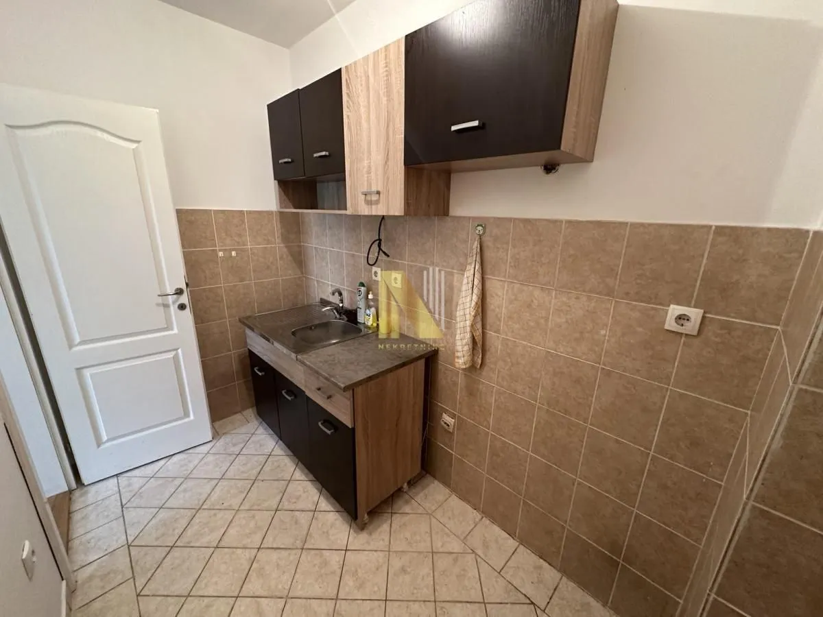 Prodaja, dvosoban stan, 48m², Sajmište, Novi Sad