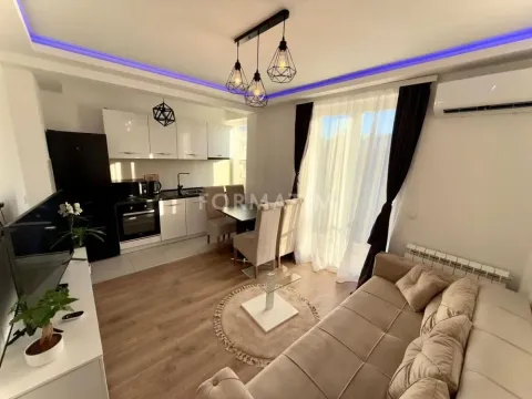 Izdavanje, dvosoban stan, 43m², Gradska Bolnica, Zvezdara Sve Podlokacije - image 1
