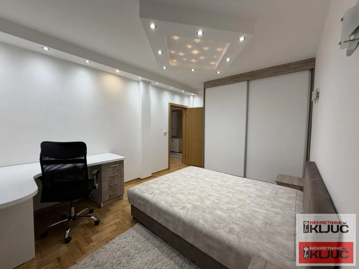 Prodaja, dvosoban stan, 46m², Bulevar patrijarha Pavla, Novi Sad Sve Podlokacije