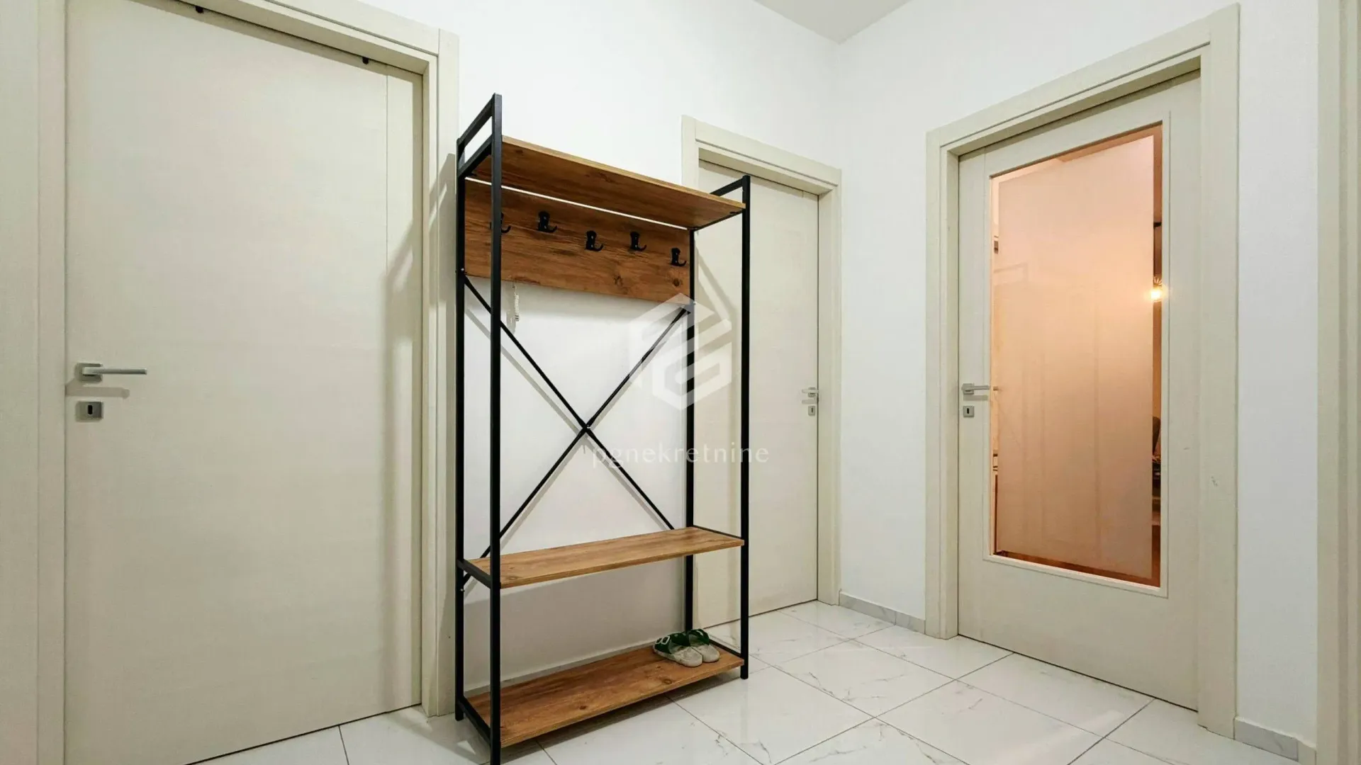 Rent, three bedroom apartment, 84m², Zabjelo, Podgorica