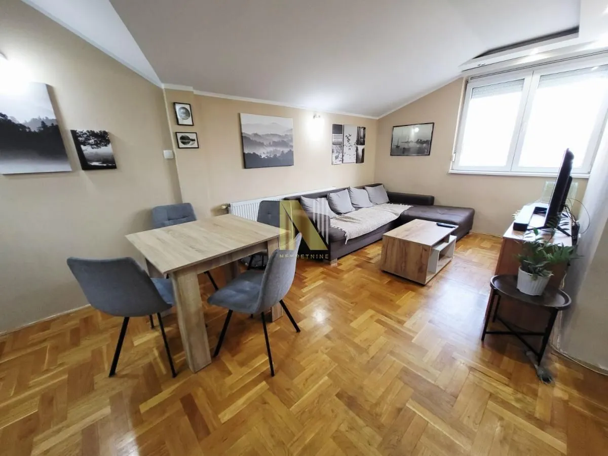 Prodaja, trosoban stan, 80m², Nova Detelinara, Novi Sad Sve Podlokacije