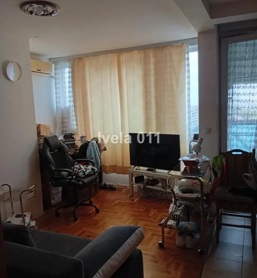 Prodaja, stan, 32m², Brace Jerković, Voždovac Sve Podlokacije