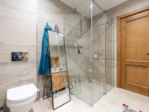 Prodaja, kuća, 166m², Tološi, Podgorica - image 18