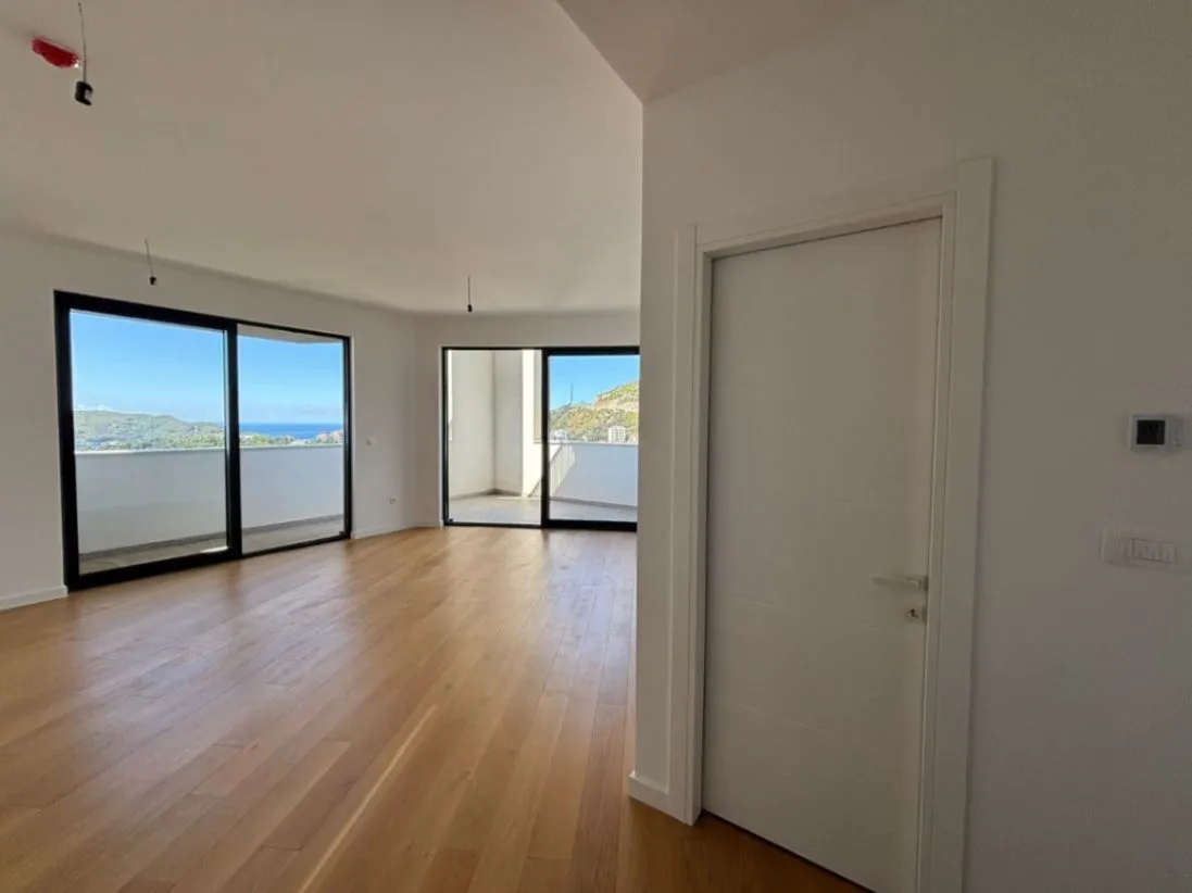 Sale, one bedroom apartment, 69m², Bečići, Budva
