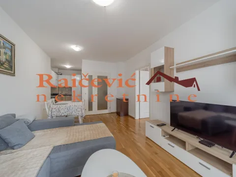 Izdavanje, dvosoban stan, 45m², Gradska Bolnica, Zvezdara Sve Podlokacije - image 6