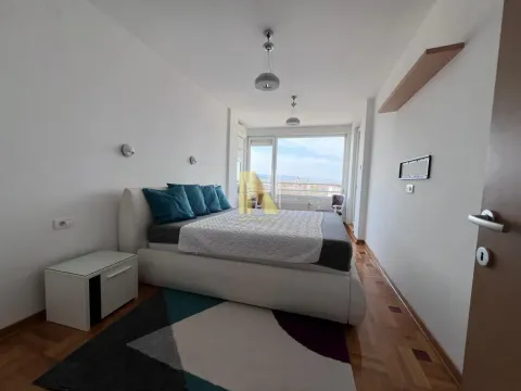 Izdavanje, četvorosoban stan, 102m², Bulevar Evrope, Novi Sad Sve Podlokacije - image 7