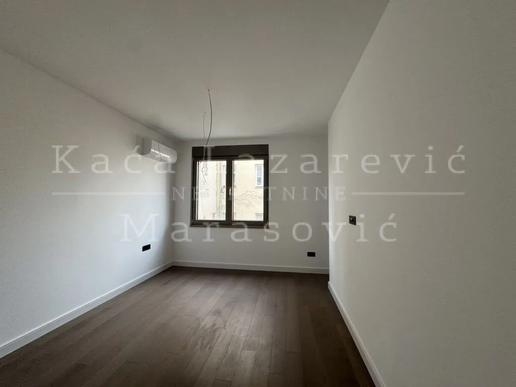 Sale, four bedroom apartment, 135m², Vračar Hram, Vračar Sve Podlokacije