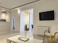 Izdavanje, trosoban stan, 100m², Stari Grad, Beograd - image 3