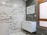 Izdavanje, trosoban stan, 142m², Podgorica, Crna Gora - image 17