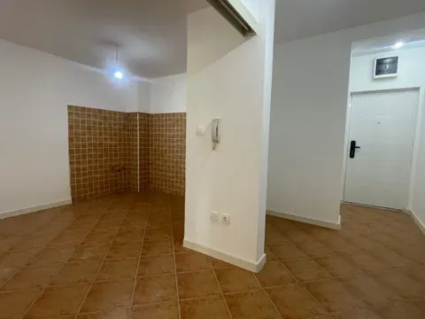 Sale, two bedroom apartment, 65m², Gospoština, Budva - image 4