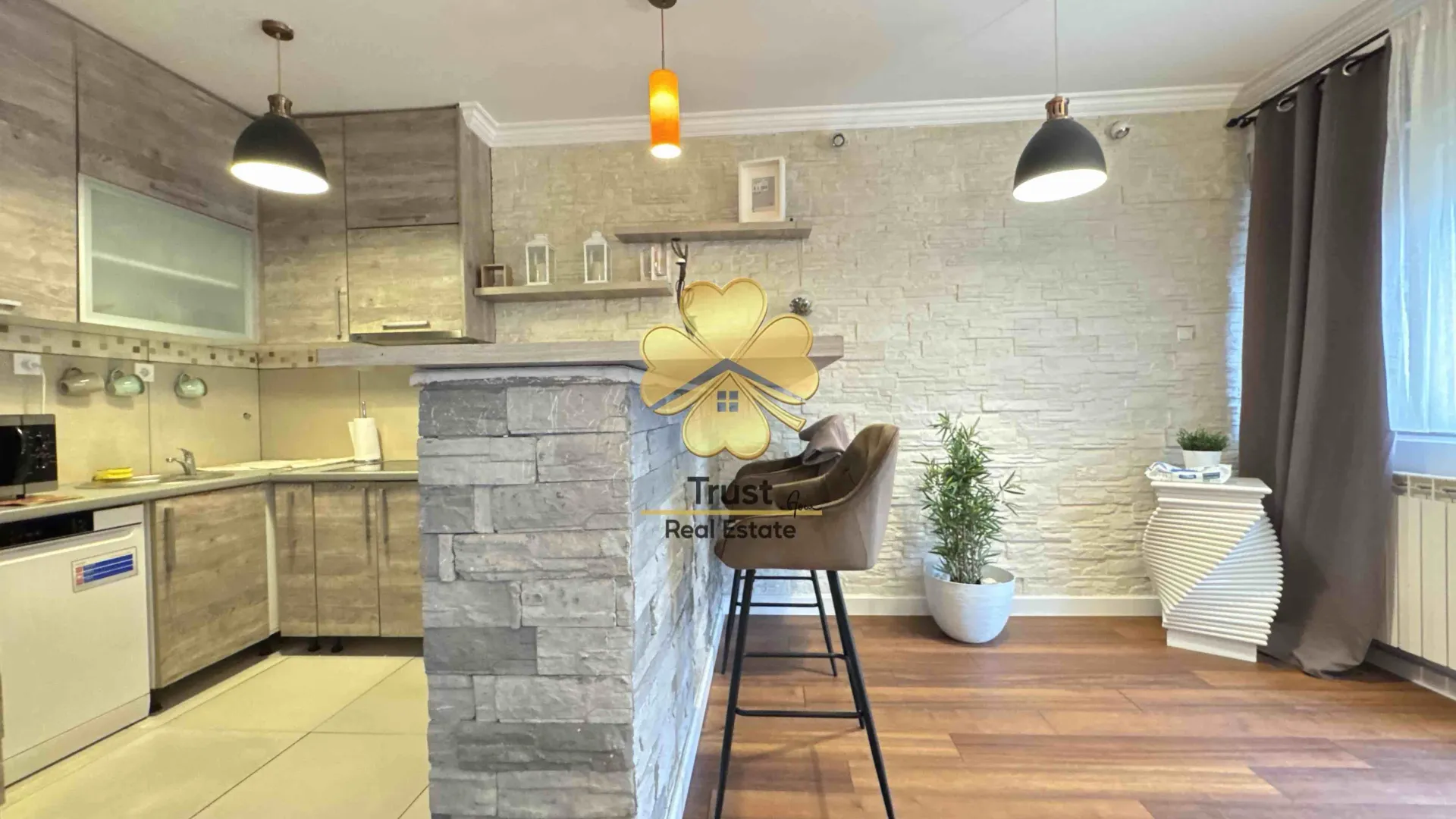 Rent, two bedroom apartment, 80m², Momišići, Podgorica