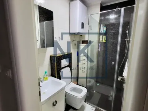 Prodaja, trosoban stan, 100m², Stari Aerodrom, Podgorica - image 7