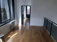 Izdavanje, poslovni prostor, 3000m², Borča 1, Borča Sve Podlokacije - image 1