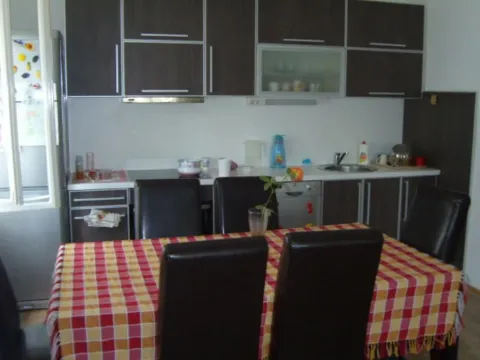 Prodaja, kuća, 200m², Crvene livade, Jagodina - image 6