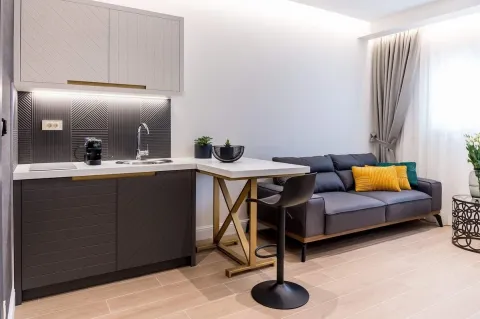 Prodaja, ugostiteljski objekat, 317m², Budva, Crna Gora - image 2
