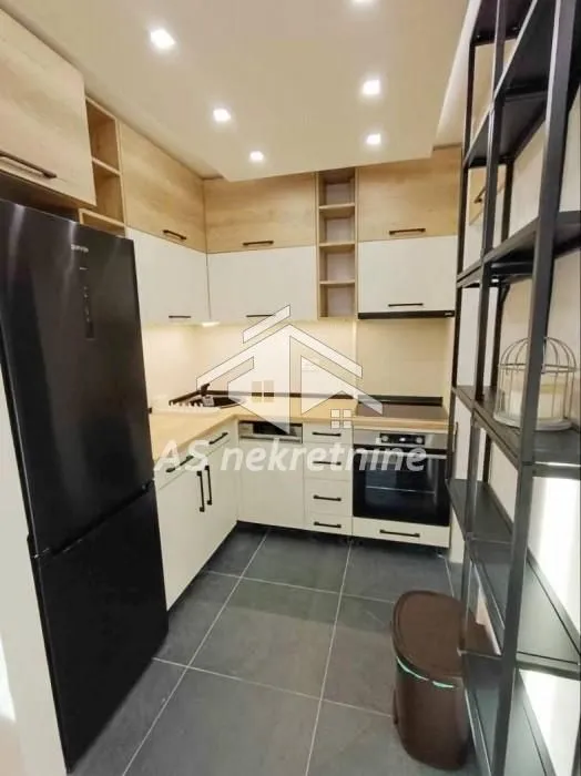Izdavanje, stan, 45m², Stari Merkator, Novi Beograd Sve Podlokacije