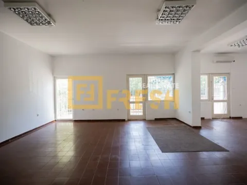 Izdavanje, poslovni prostor, 140m², Preko Morače, Podgorica - image 6