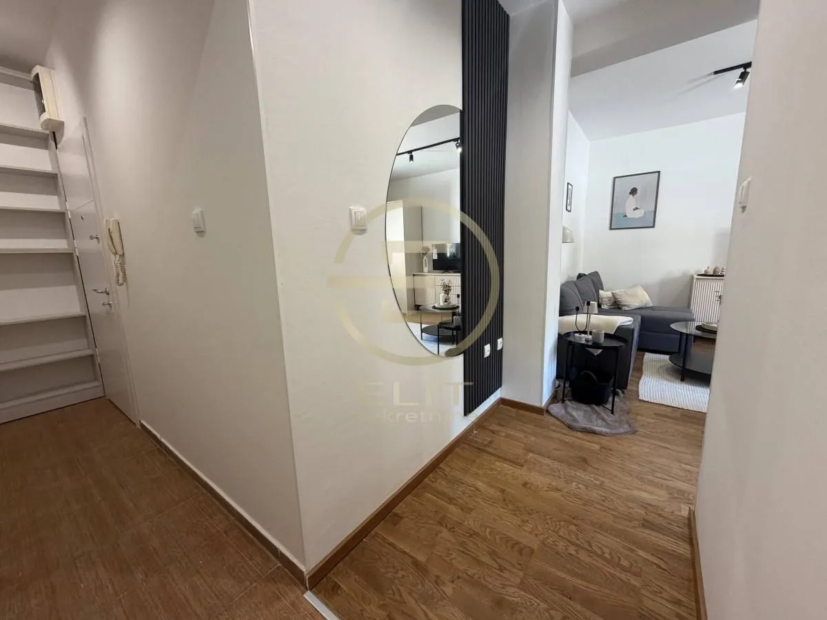 Prodaja, garsonjera, 26m², Nova Detelinara, Novi Sad Sve Podlokacije