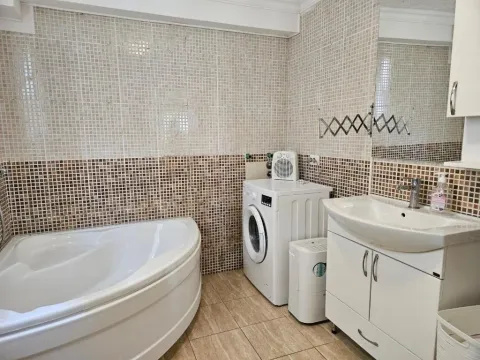 Izdavanje, kuća, 32m², Šušanj, Bar - image 7